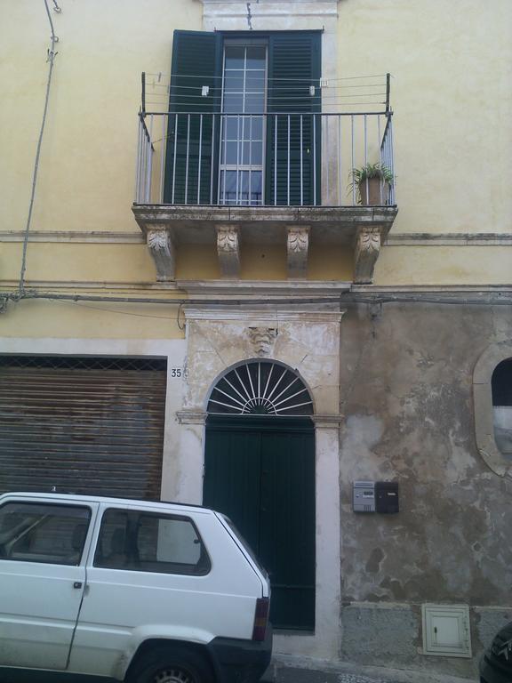 Casa Leone Villa Noto Ruang foto